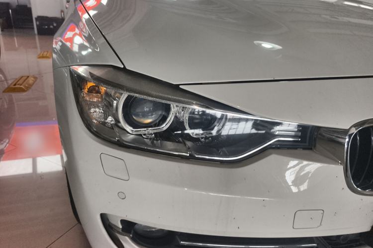 Used BMW 3 Series 2014 320Li Fashion Model Right Front Headlight