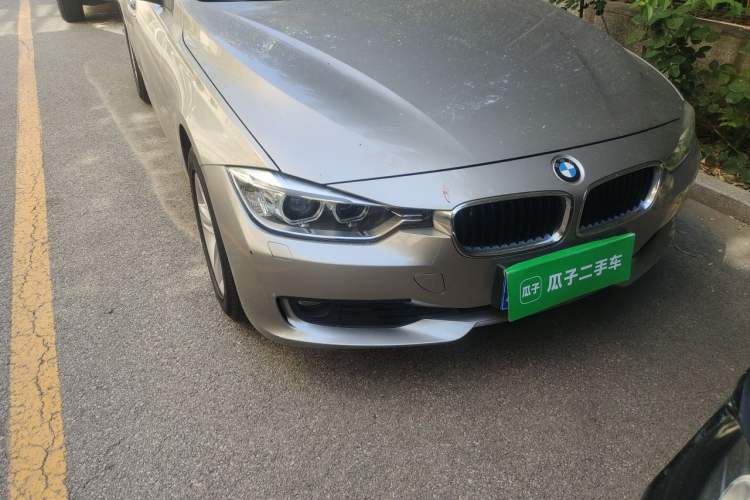 Used BMW 3 Series 2014 320i Sport Edition Right Front Headlight