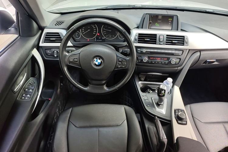 Used BMW 3 Series 2014 320Li Fashion Model Steering Wheel
