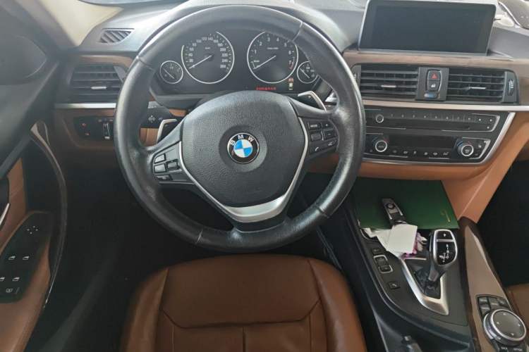 Used BMW 3 Series 2014 328Li Luxury Design Package Steering Wheel