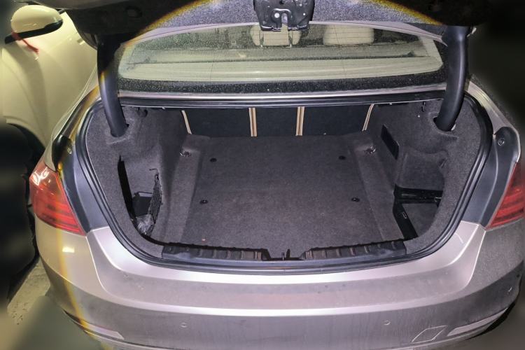 Used BMW 3 Series 2014 320Li Fashion Model Trunk