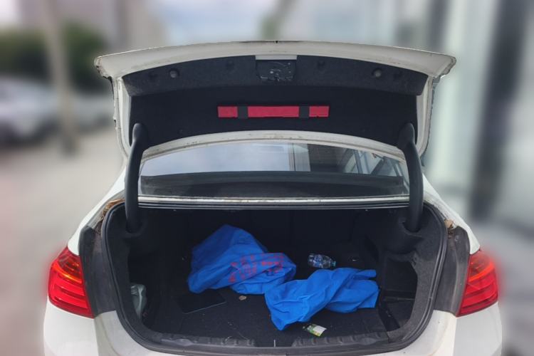Used BMW 3 Series 2014 320i Active Edition Trunk