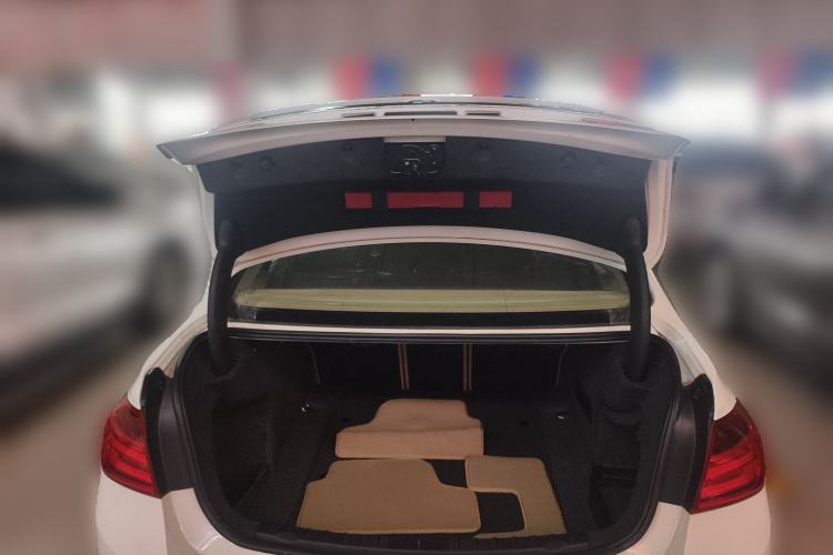 Used BMW 3 Series 2014 320Li Fashion Model Trunk