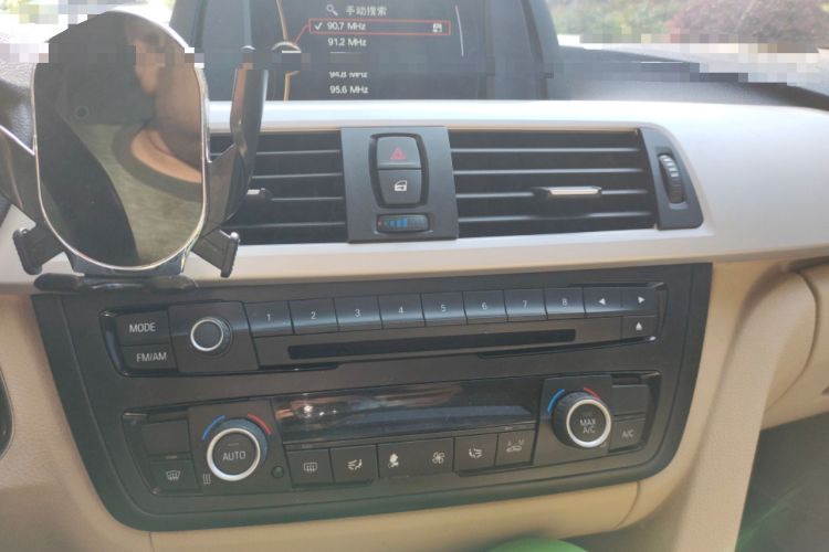 Used BMW 3 Series 2014 320Li Fashion Model Audio And AC Panel