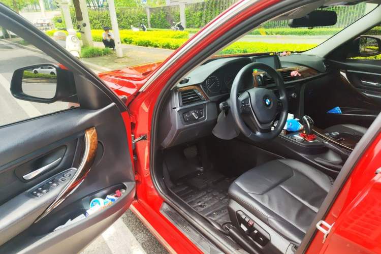 Used BMW 3 Series 2014 328Li Fashion Model Driver Seat