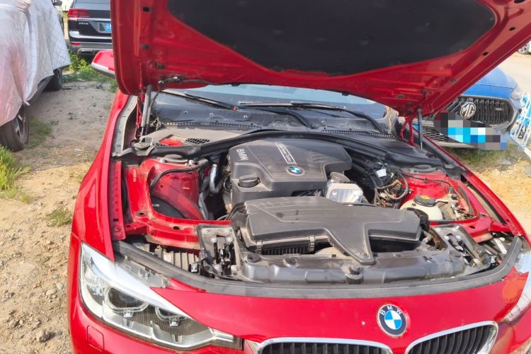 Used BMW 3 Series 2014 320Li Fashion Model Engine Bay Right