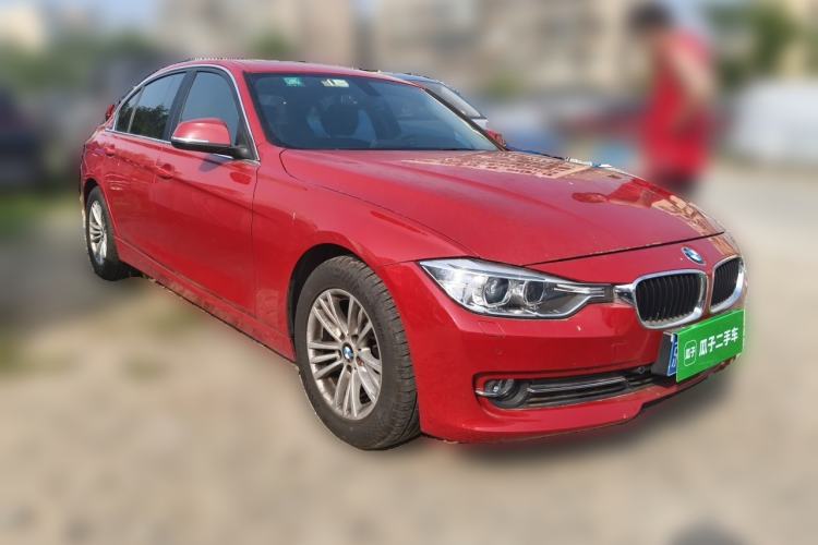 Used BMW 3 Series 2014 320Li Fashion Model Front Right 45 Deg