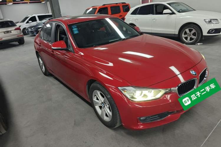 Used BMW 3 Series 2014 320i Sport Edition Front Right 45 Deg