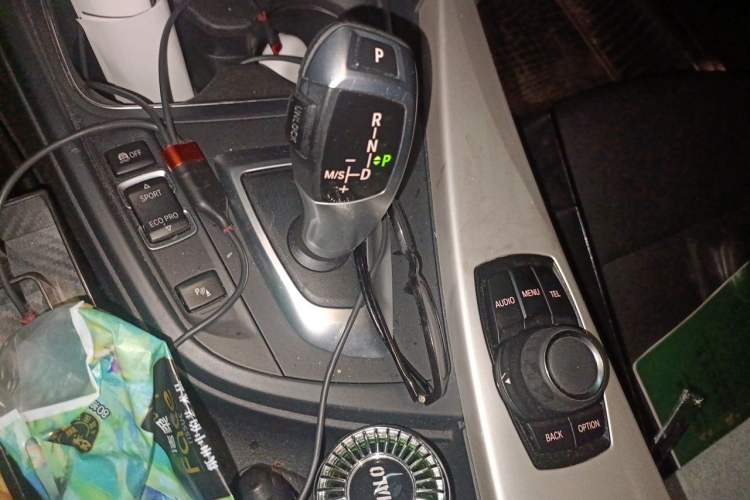 Used BMW 3 Series 2014 320Li Fashion Model Gear Lever