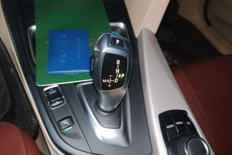 Used BMW 3 Series 2014 320Li Fashion Model Gear Lever
