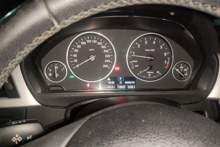 Used BMW 3 Series 2014 320Li Fashion Model Instrument Cluster