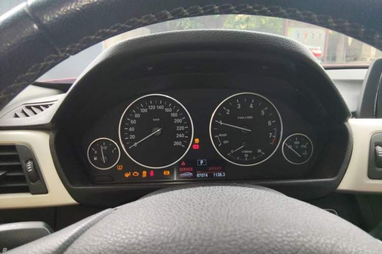 Used BMW 3 Series 2014 320Li Fashion Model Instrument Cluster