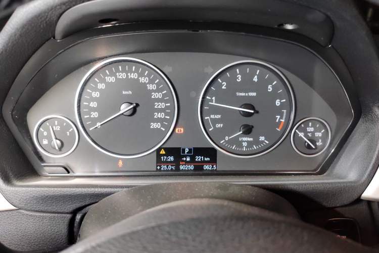 Used BMW 3 Series 2014 320Li Fashion Model Instrument Cluster