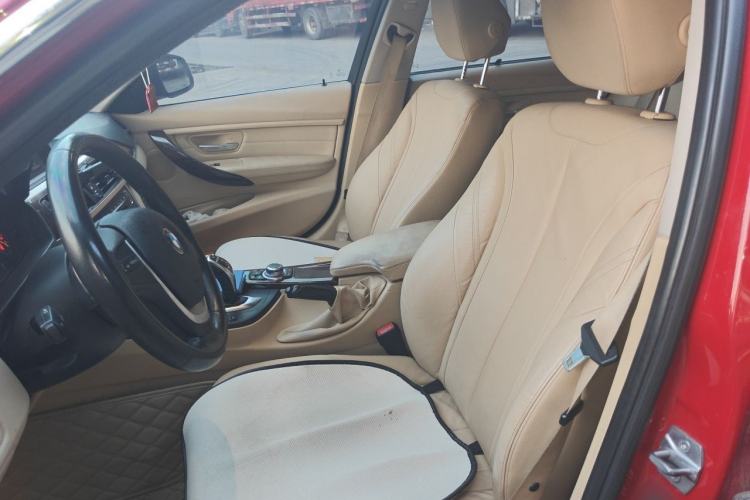 Used BMW 3 Series 2014 320Li Luxury Design Package Left Front Seat