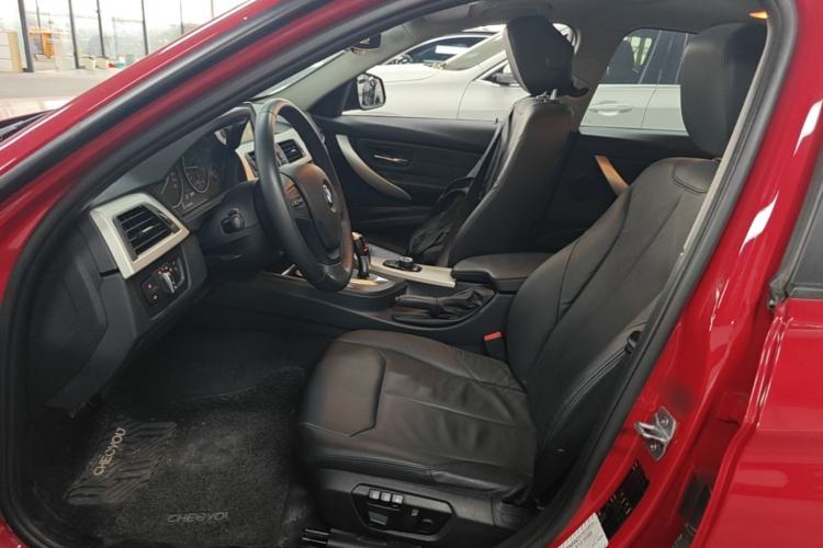 Used BMW 3 Series 2014 320i Sport Edition Left Front Seat