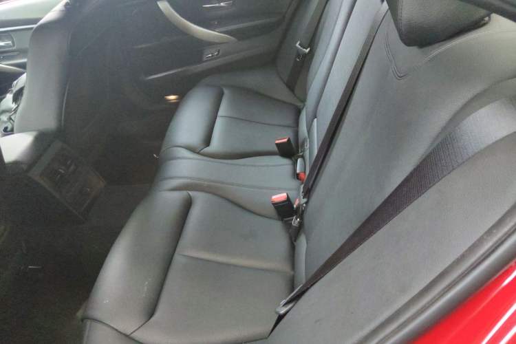 Used BMW 3 Series 2014 320Li Fashion Model Left Rear Seat