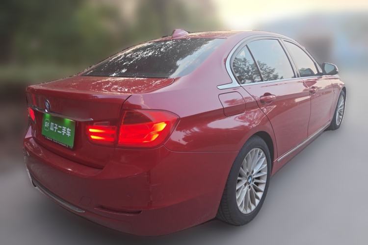 Used BMW 3 Series 2014 320Li Luxury Design Package Rear Right 45 Deg