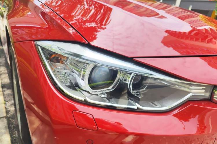 Used BMW 3 Series 2014 328Li Fashion Model Right Front Headlight