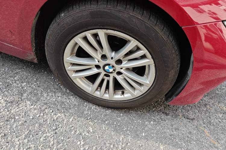 Used BMW 3 Series 2014 320Li Fashion Model Right Front Wheel Hub