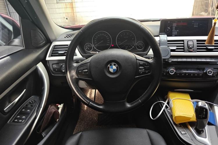 Used BMW 3 Series 2014 320Li Fashion Model Steering Wheel