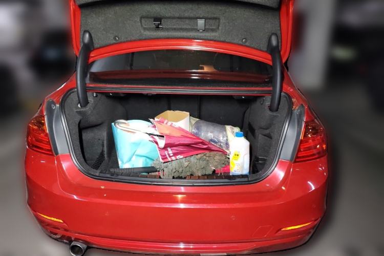 Used BMW 3 Series 2014 320Li Fashion Model Trunk