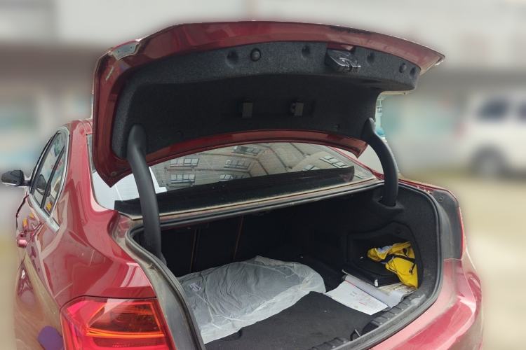 Used BMW 3 Series 2014 320Li Luxury Design Package Trunk