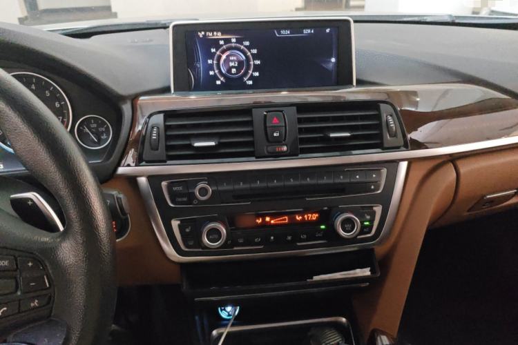 Used BMW 3 Series 2014 320Li Luxury Design Package Audio And AC Panel