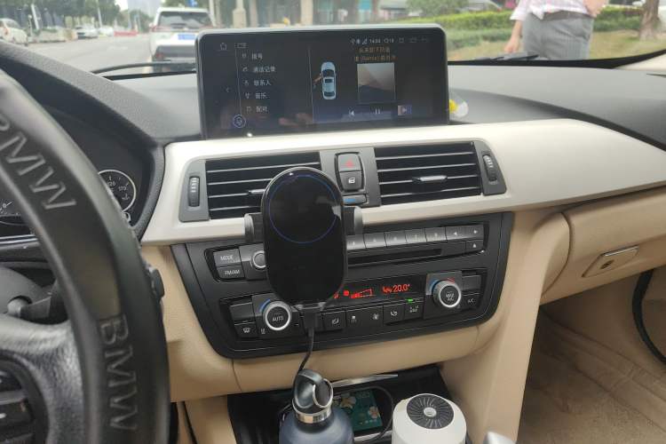 Used BMW 3 Series 2014 320Li Fashion Model Audio And AC Panel