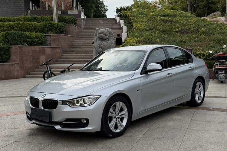 Used BMW 3 Series 2014 320i Sport Design Package Exterior 1