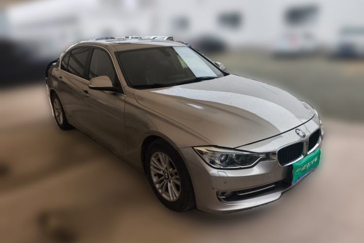 Used BMW 3 Series 2014 320Li Fashion Model Front Right 45 Deg