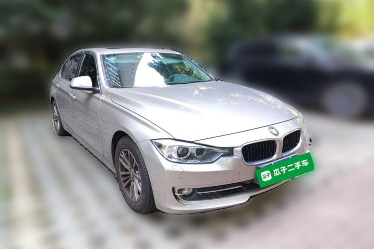 Used BMW 3 Series 2014 320Li Fashion Model Front Right 45 Deg