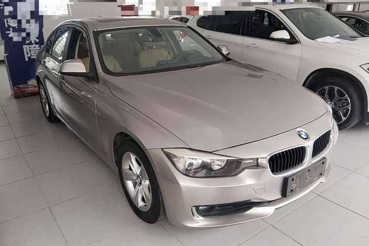Used BMW 3 Series 2014 320i Active Edition Front Right 45 Deg