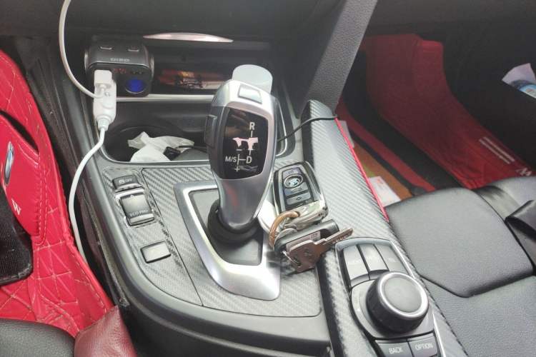 Used BMW 3 Series 2014 320Li Fashion Model Gear Lever