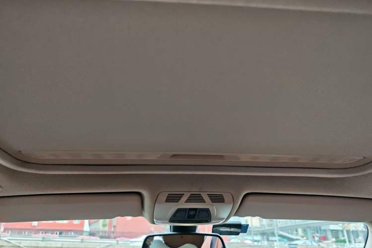 Used BMW 3 Series 2014 320Li Luxury Design Package Headliner