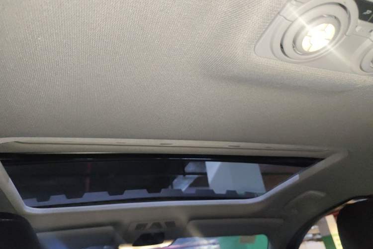 Used BMW 3 Series 2014 328Li Fashion Model Headliner