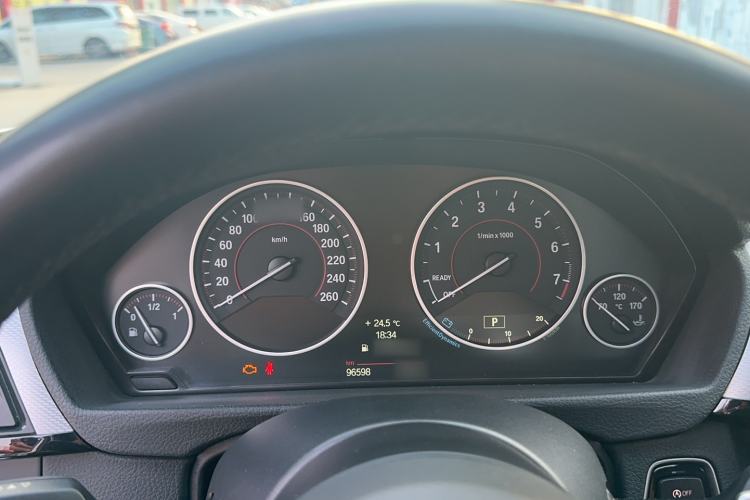 Used BMW 3 Series 2014 328i M Sport Edition Instrument Cluster