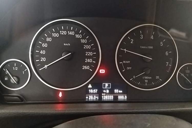 Used BMW 3 Series 2014 320i Active Edition Instrument Cluster