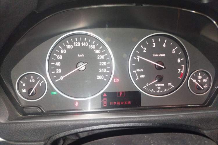 Used BMW 3 Series 2014 320i Sport Edition Instrument Cluster