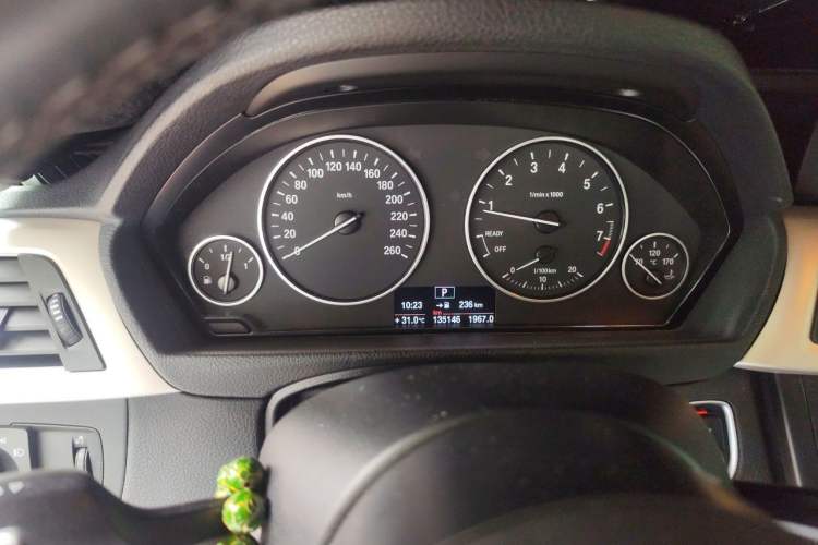 Used BMW 3 Series 2014 320i Sport Edition Instrument Cluster