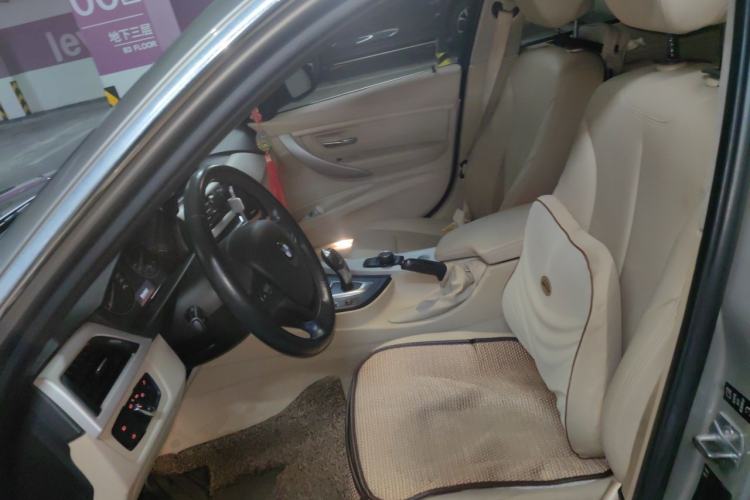 Used BMW 3 Series 2014 320Li Fashion Model Left Front Seat