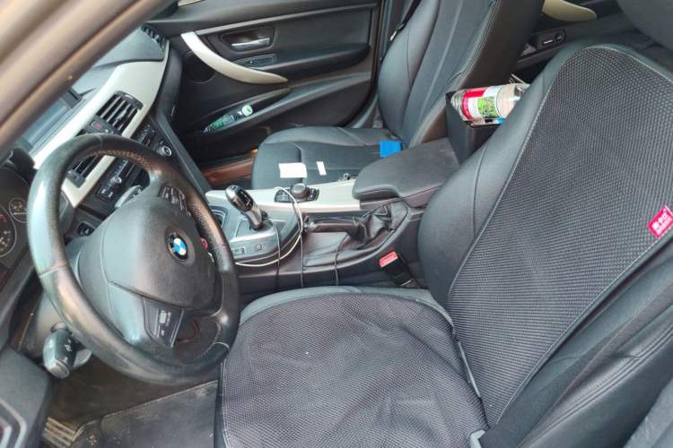Used BMW 3 Series 2014 320Li Fashion Model Left Front Seat