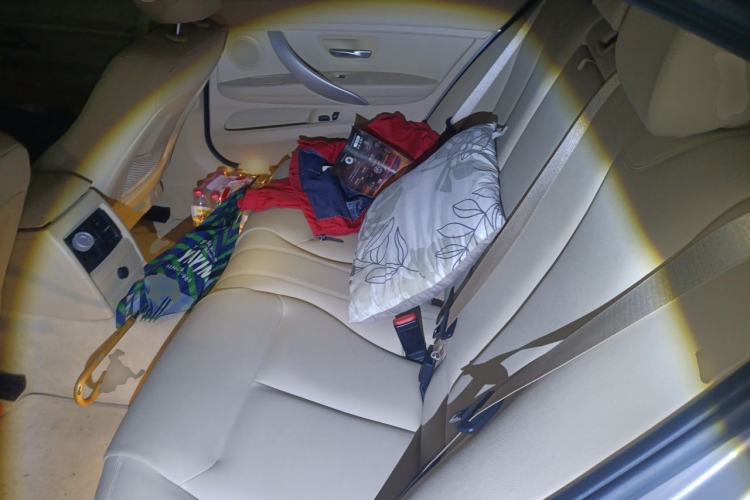 Used BMW 3 Series 2014 320Li Fashion Model Left Rear Seat