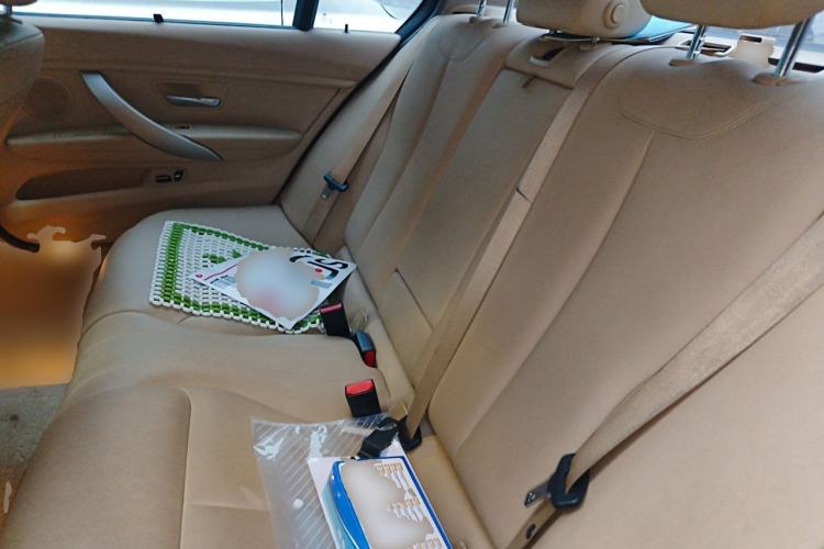 Used BMW 3 Series 2014 320Li Fashion Model Left Rear Seat