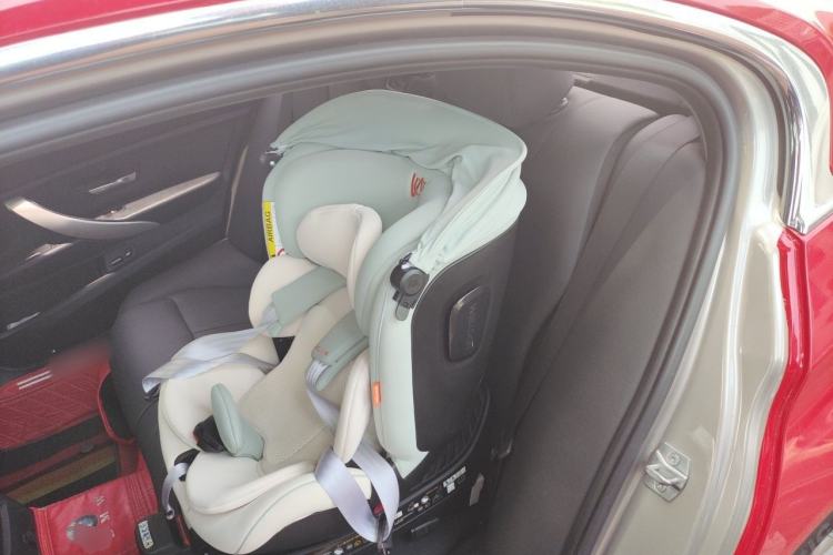 Used BMW 3 Series 2014 320Li Fashion Model Left Rear Seat
