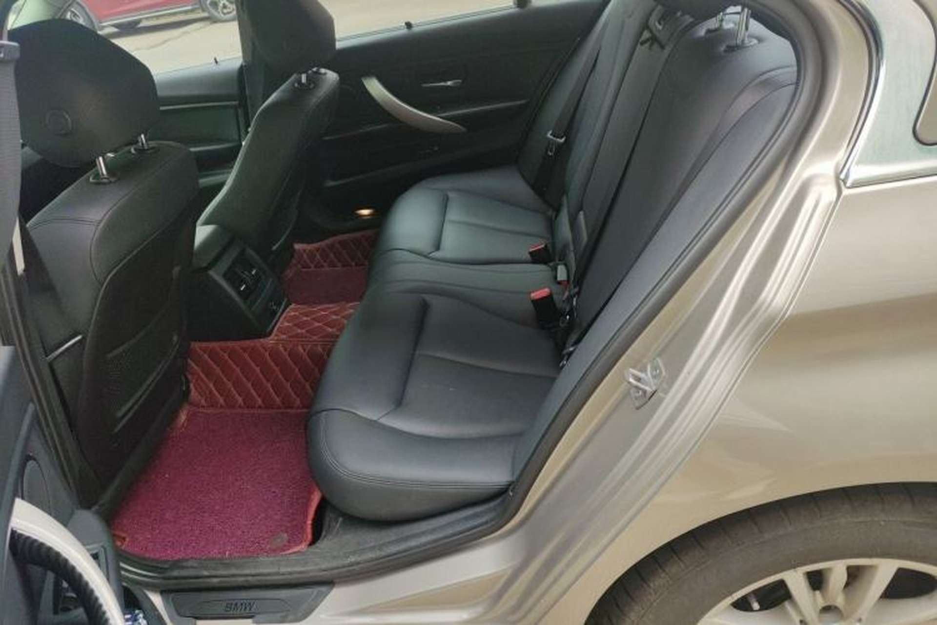 Used BMW 3 Series 2014 320Li Fashion Model Left Rear Seat