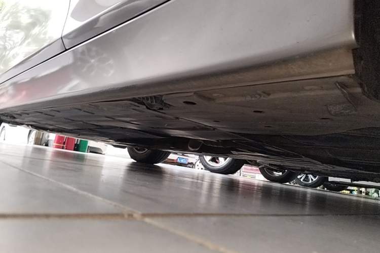Used BMW 3 Series 2014 320i Active Edition Left Side Sill