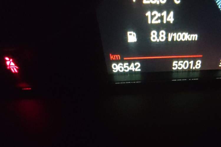 Used BMW 3 Series 2014 328i M Sport Edition Odometer Close Up