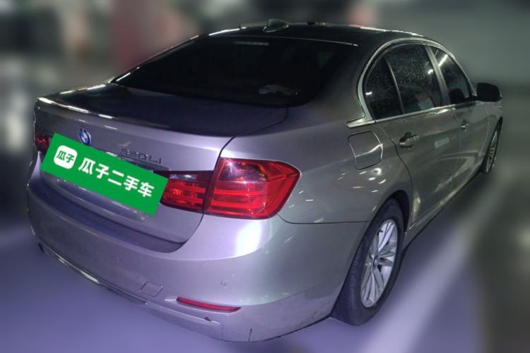 Used BMW 3 Series 2014 320Li Fashion Model Rear Right 45 Deg