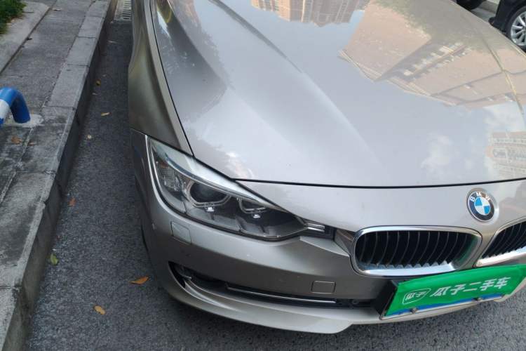 Used BMW 3 Series 2014 320Li Fashion Model Right Front Headlight