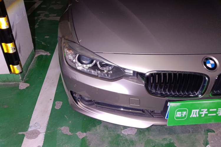 Used BMW 3 Series 2014 320Li Fashion Model Right Front Headlight